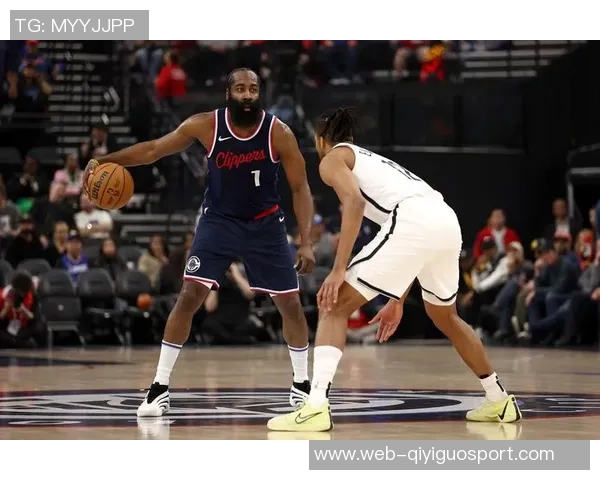 2021年篮网与快船对决球员表现数据全面分析与对比 2021年篮网与快船对决球员表现数据全面分析与对比